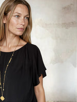 Load image into Gallery viewer, Berry Blouse Black