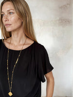 Load image into Gallery viewer, Berry Blouse Black